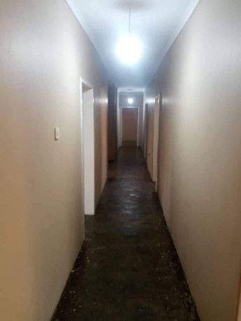 5-bedroom-flat-for-sale-in-chalala-big-5