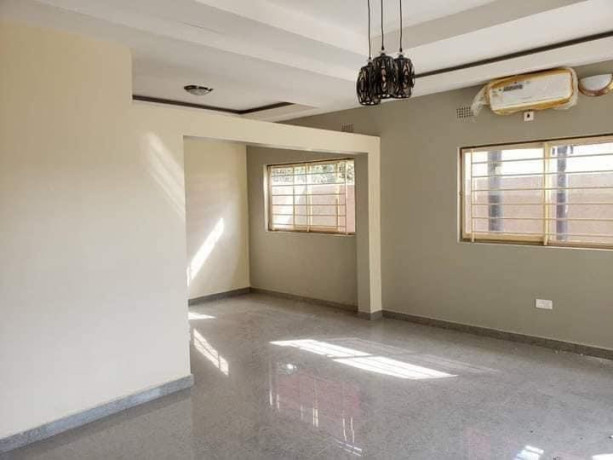 3-bedroom-flat-for-sale-in-chalala-big-5