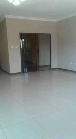 2-bedroom-flat-for-rent-in-ibex-hill-big-3