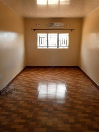 3-bedroom-semi-detached-flat-for-rent-in-chalala-big-7