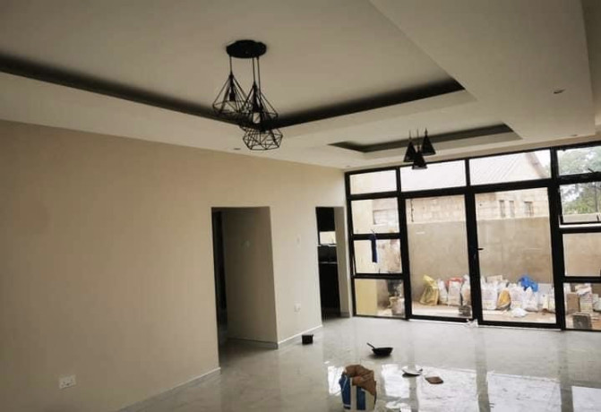 2-bedroom-flat-for-rent-in-chalala-big-2