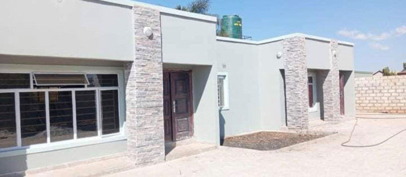 2-bedroom-flat-for-rent-in-chalala-big-5