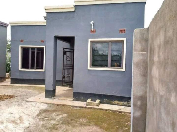 3-flats-for-sale-in-shantumbu-big-2