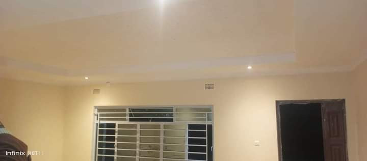 2-bedroom-flat-for-rent-in-chalala-big-6