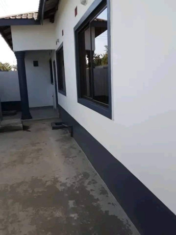 2-bedroom-flat-for-rent-in-chalala-big-6