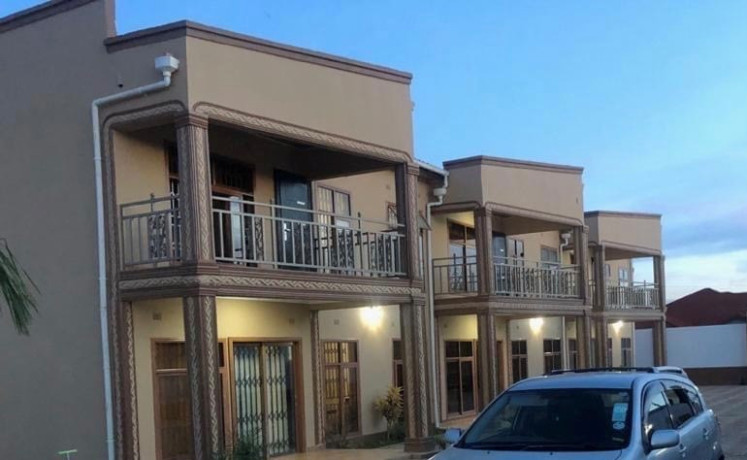 neat-and-spacious-3-bedroom-flat-for-rent-in-chalala-big-1