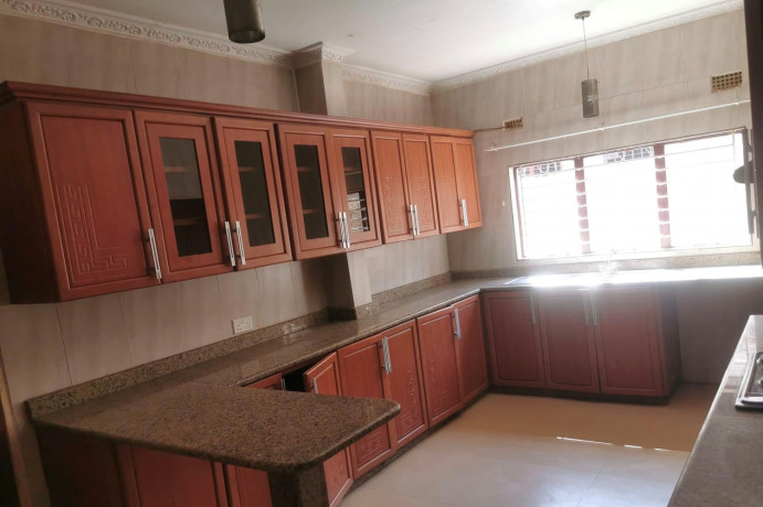 3-bedroom-flat-for-rent-in-chalala-big-0