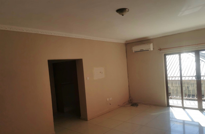 3-bedroom-flat-for-rent-in-chalala-big-3