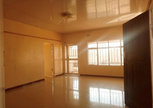 3-bedroom-flat-for-rent-in-chalala-big-1