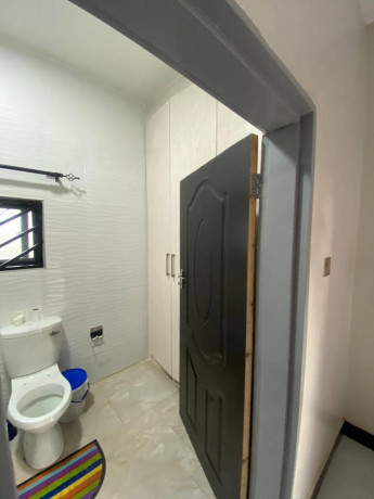 3-bedroom-for-rent-in-meanwood-big-4