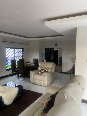 3-bedroom-for-rent-in-meanwood-big-1