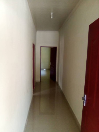 2-bedroom-flat-in-olympia-extension-big-5