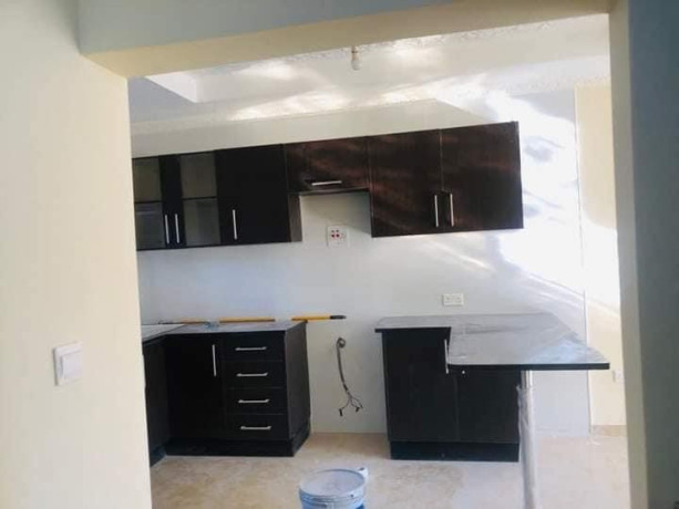2-bedroom-flat-for-rent-in-chalala-big-2