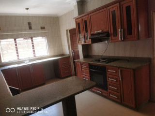 3-bedroom-flat-for-rent-in-chalala