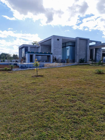 4-bedroom-house-for-sale-in-leopards-hill-big-4