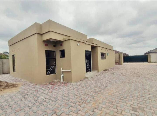 3-bedroom-house-for-rent-in-ibex-hill-big-3