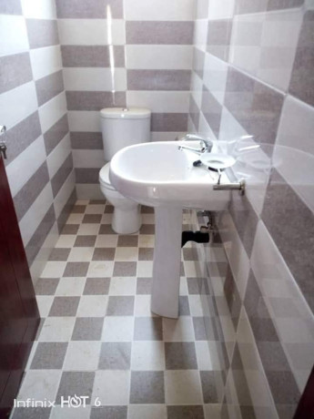 3-bedroom-flat-for-rent-in-chalala-big-3