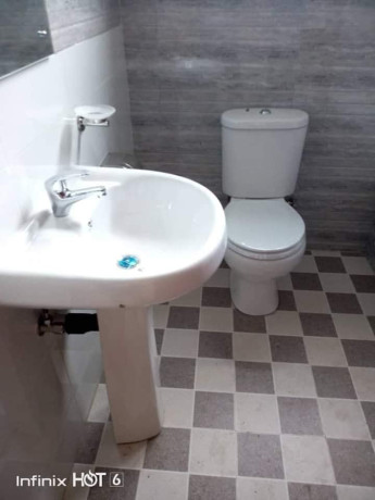 3-bedroom-flat-for-rent-in-chalala-big-6