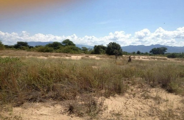 11-acres-of-land-for-sale-in-lower-zambezi-big-0