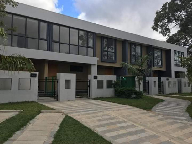 2-bedroom-maisonnette-flat-for-rent-in-kingsland-city-big-3