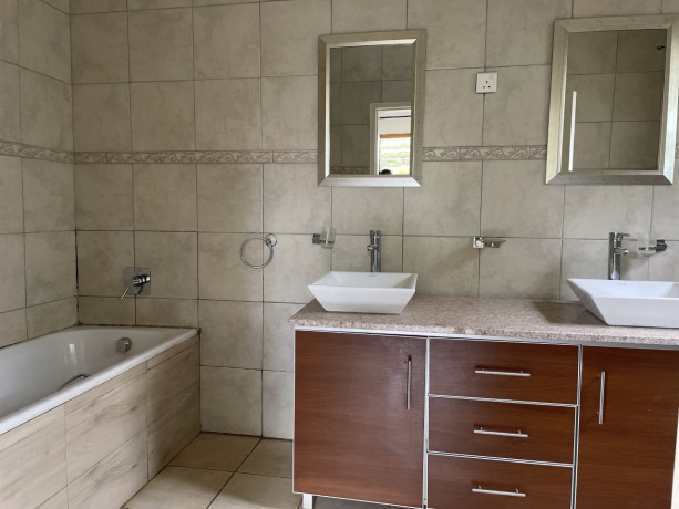 3-bedroom-house-for-rent-in-new-kasama-big-3