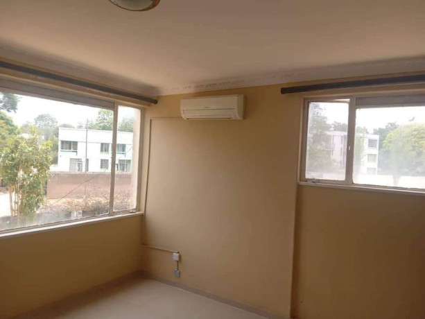2-bedroom-flat-for-sale-in-rhodespark-big-1