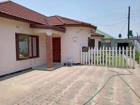 3-bedroom-house-for-sale-in-meanwood-chamba-valley-big-7