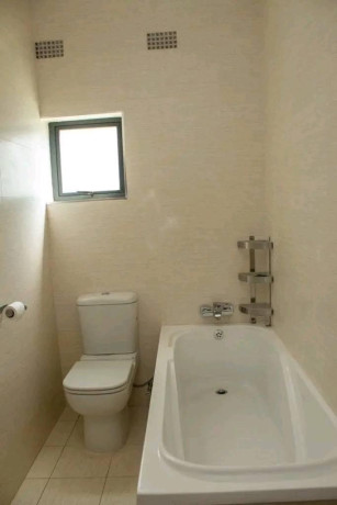 3-bedroom-flat-for-rent-in-ibex-hill-big-7