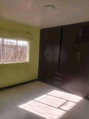 2-bedroom-flat-for-rent-in-chalala-big-2