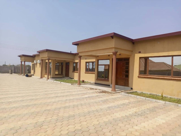 2-bedroom-flat-for-rent-in-lilayi-big-2