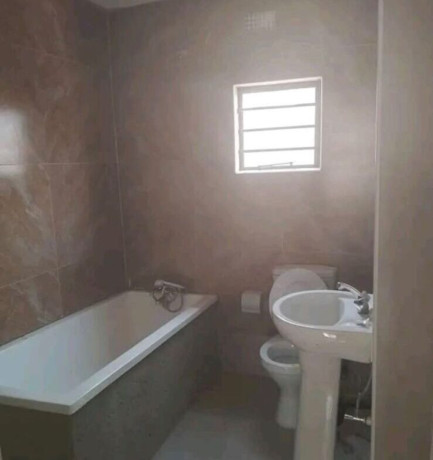 3-bedroom-flat-for-rent-in-waterfalls-big-6