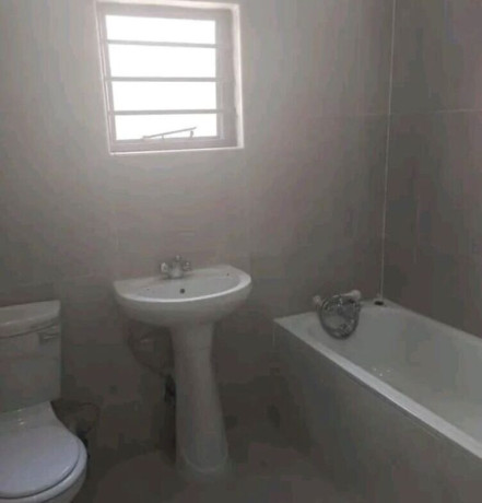 3-bedroom-flat-for-rent-in-waterfalls-big-4