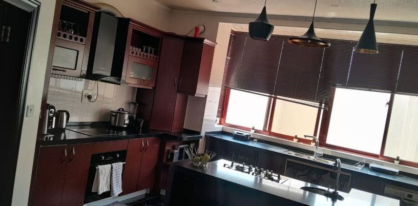 5-bedroom-house-for-sale-in-silverest-big-9