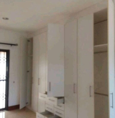 3-bedroom-flat-for-rent-in-villa-elizabetha-big-6