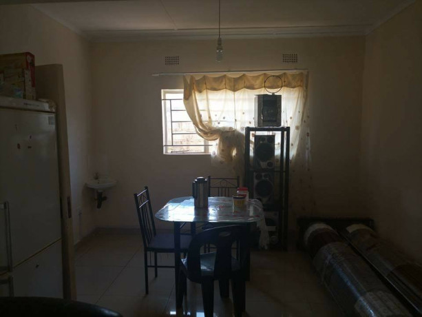beautiful-three-bedroom-house-in-salama-park-big-3