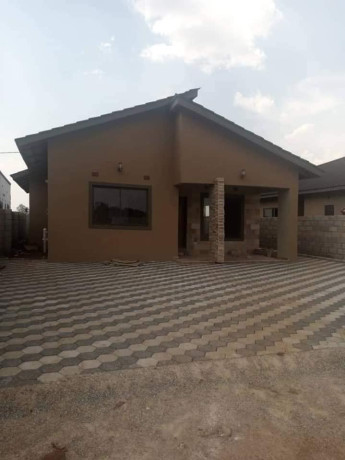 3-bedroom-house-for-sale-in-new-kasama-big-0