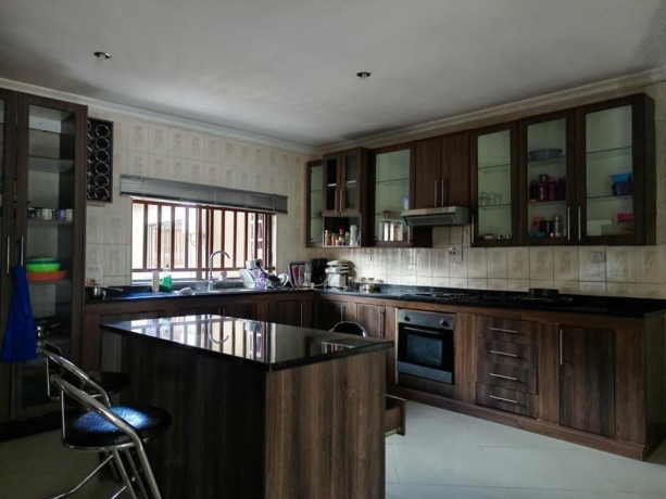 5-bedroom-house-for-sale-in-new-kasama-big-3