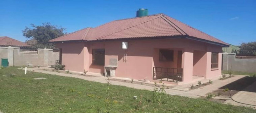 neat-and-spacious-3-bedroom-house-for-rent-in-new-kasama-big-1