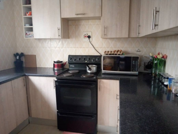 2-and-1-bedroom-semi-detached-flats-for-sale-in-garden-site-3-big-3