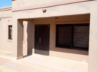 3-bedroom-flat-for-rent-in-lilayi