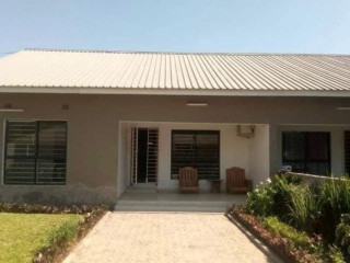 2-bedroom-flat-for-rent-in-rhodespark