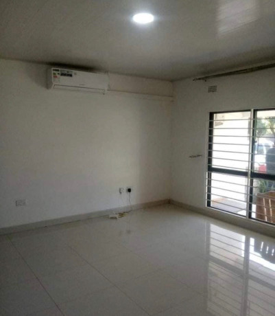 2-bedroom-flat-for-rent-in-rhodespark-big-9