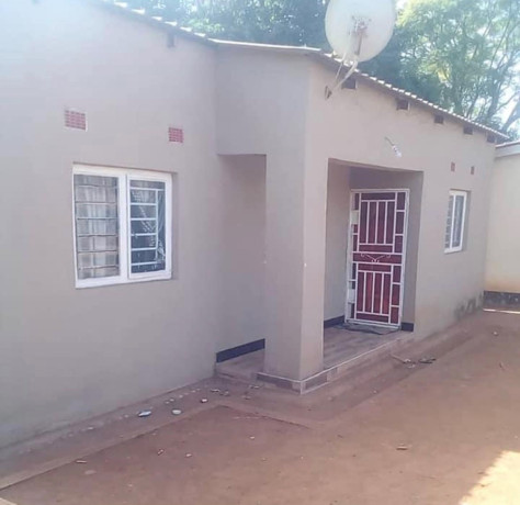 2-bedroom-flat-for-rent-in-avondale-big-0