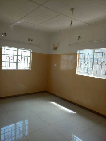 rent-a-beautiful-two-bed-roomed-flat-in-ibex-near-the-american-embassy-big-2
