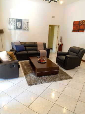 3-bedroom-flat-for-rent-in-olympia-big-3