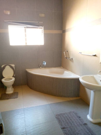 3-bedroom-flat-for-rent-in-olympia-big-1