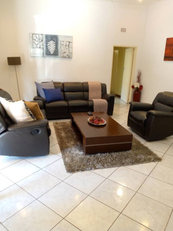 3-bedroom-flat-for-rent-in-olympia-big-4