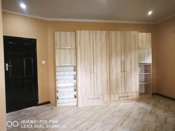 3-bedroom-flat-for-sale-in-makeni-buckley-big-4