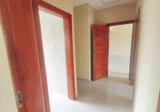 2-bedroom-flat-for-rent-in-makeni-big-1