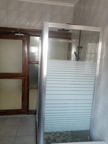 4-bedroom-flat-for-rent-in-makeni-big-6
